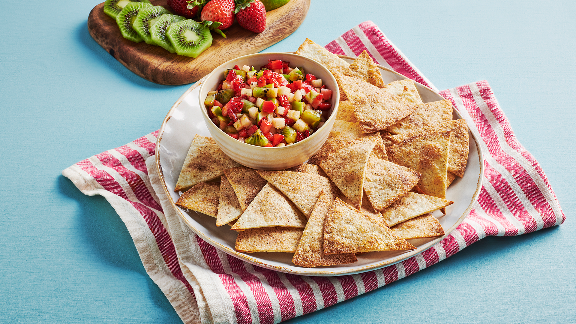 Apple Salsa with Cinnamon Chips