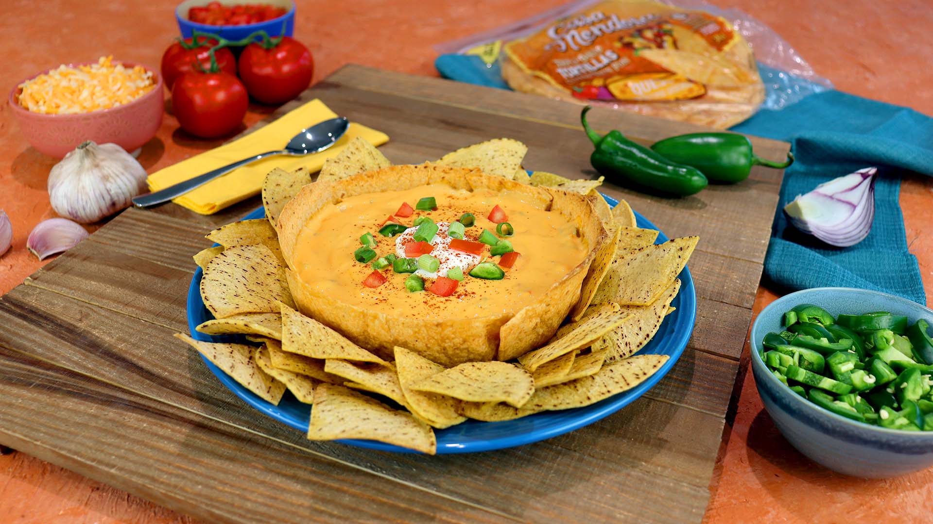 Queso Dip Tortilla Bowl