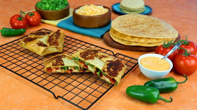 Spicy Chipotle Chicken Crunch Wrap